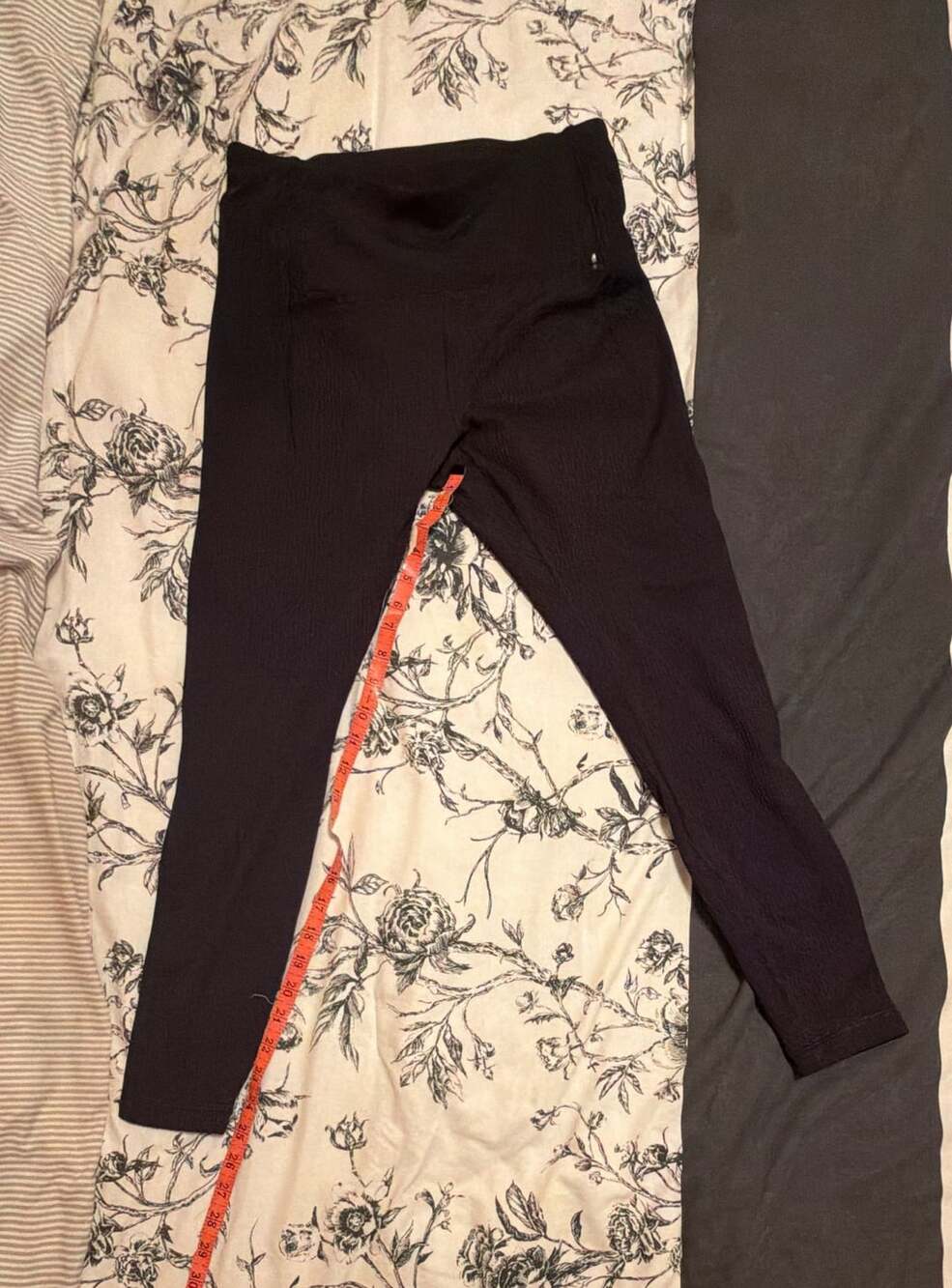 Spyder Active Leggings Size M Black Ribbed Workout Activewear